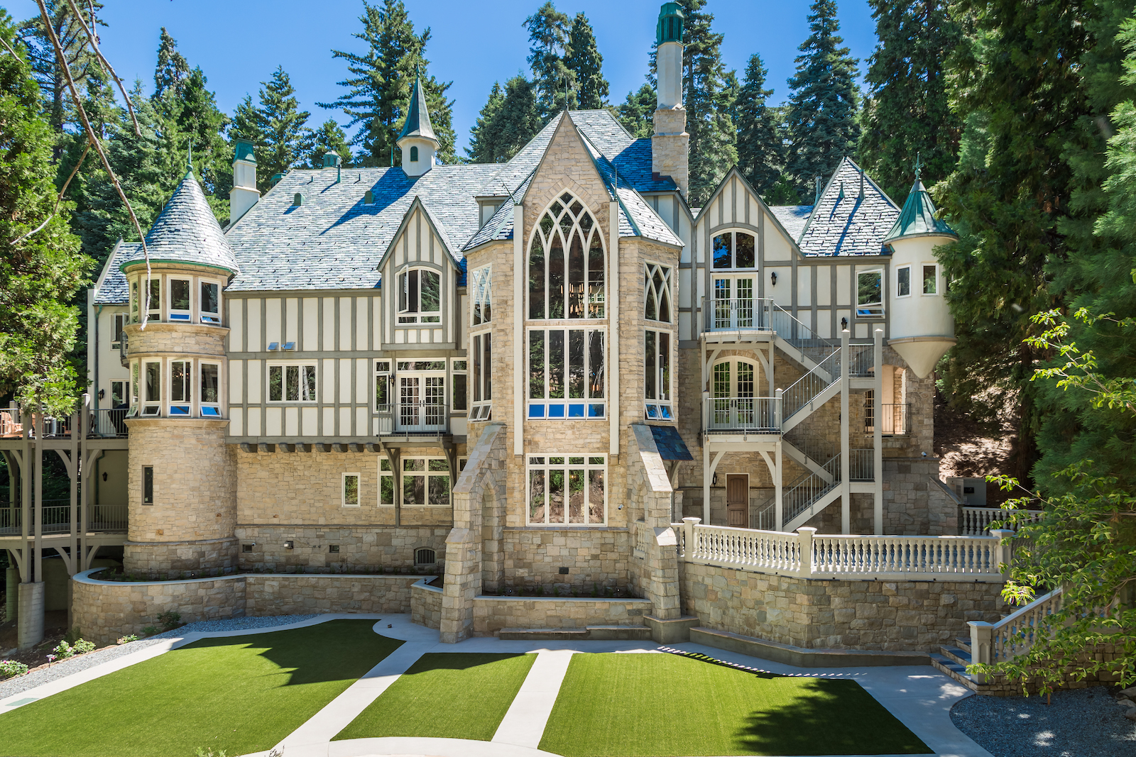 Lake Arrowhead Lodging at Castle in the Forest